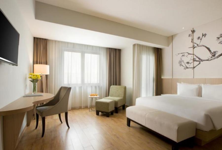 Hotel Santika Mega City Бекаси Экстерьер фото